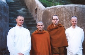 The Theravada Bhikkhu Sangha in United States of America